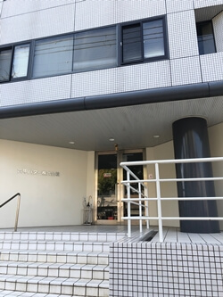 神戸市の六甲バター本社